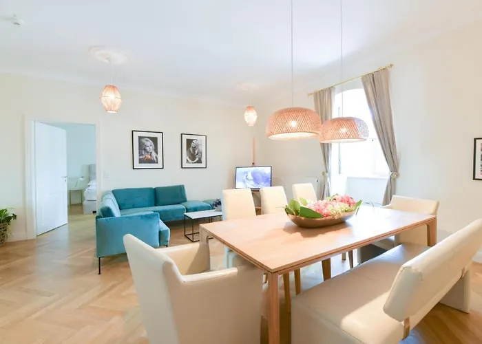Osteiner Hof By The Apartment Suite