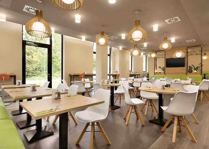 Super 8 by Wyndham Mainz Zollhafen